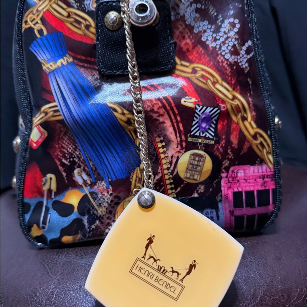 Henri Bendel Colorful Graphic Satchel Bag with Gold Chain Handles and mirror!❤️ - Picture 3 of 6